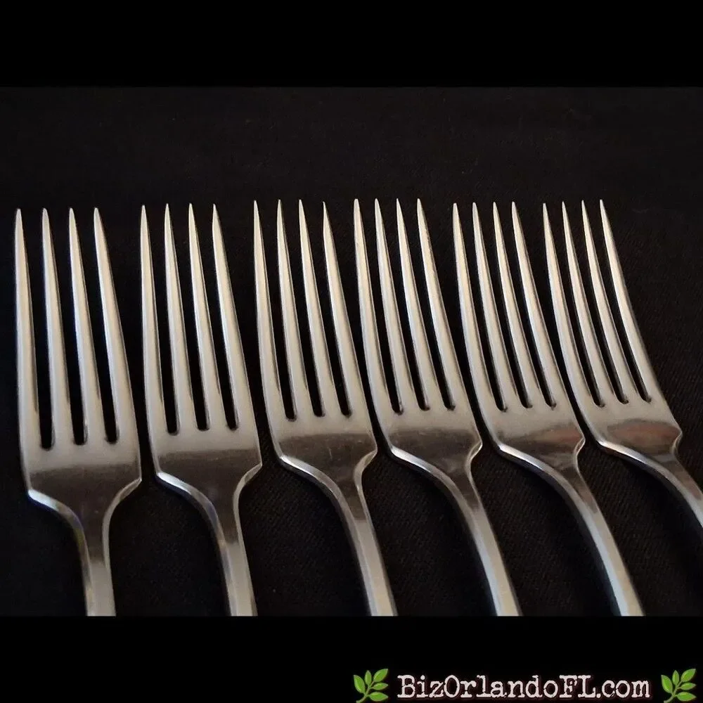 VINTAGE: Oneida Community Plate Dinner Forks Classic 1917 